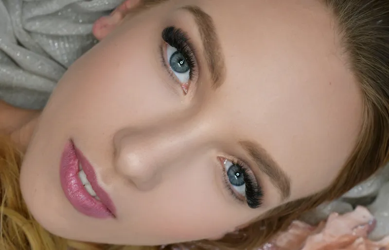 Volume Lashes 9 11 - volume